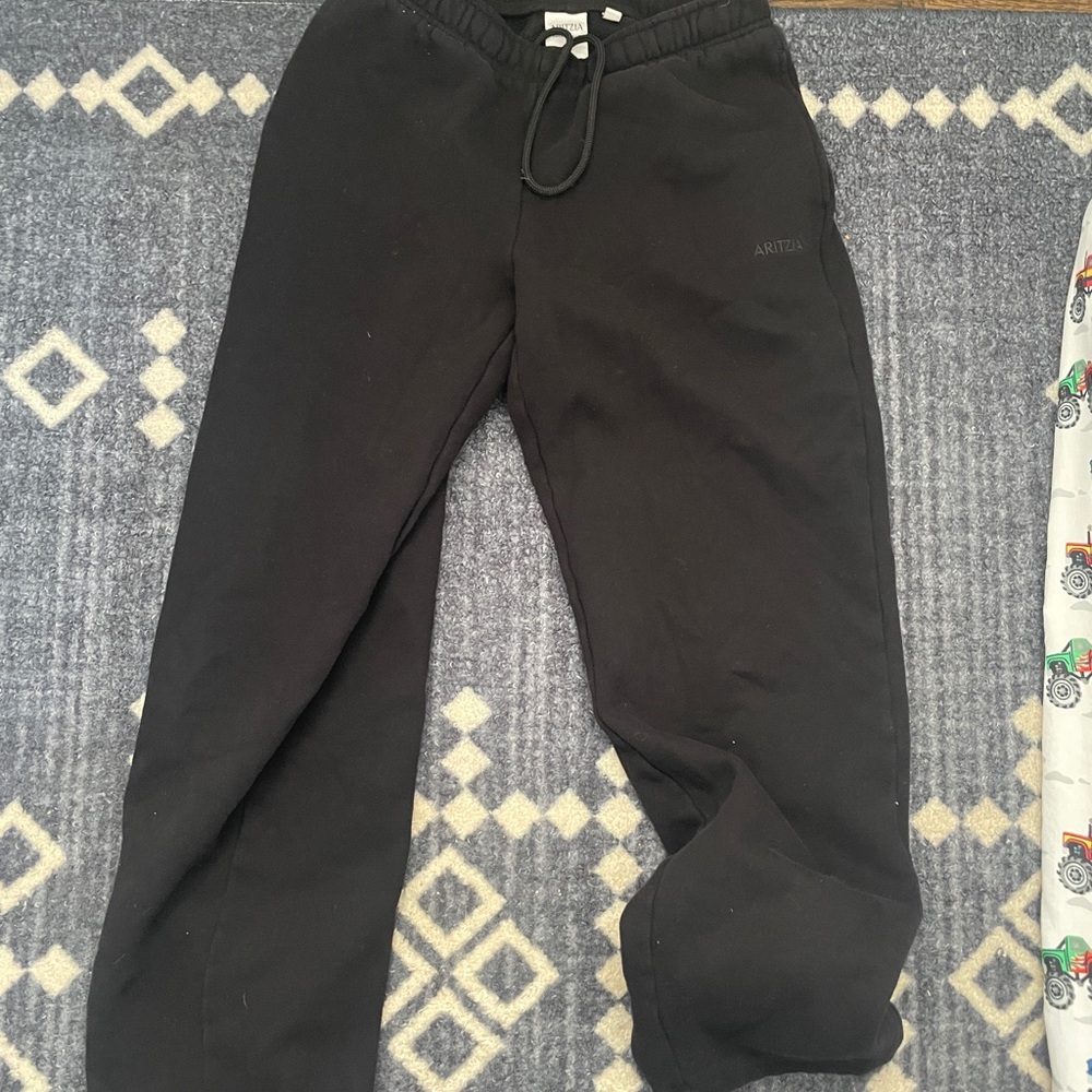 Aritizia woman sweatfleece straight small